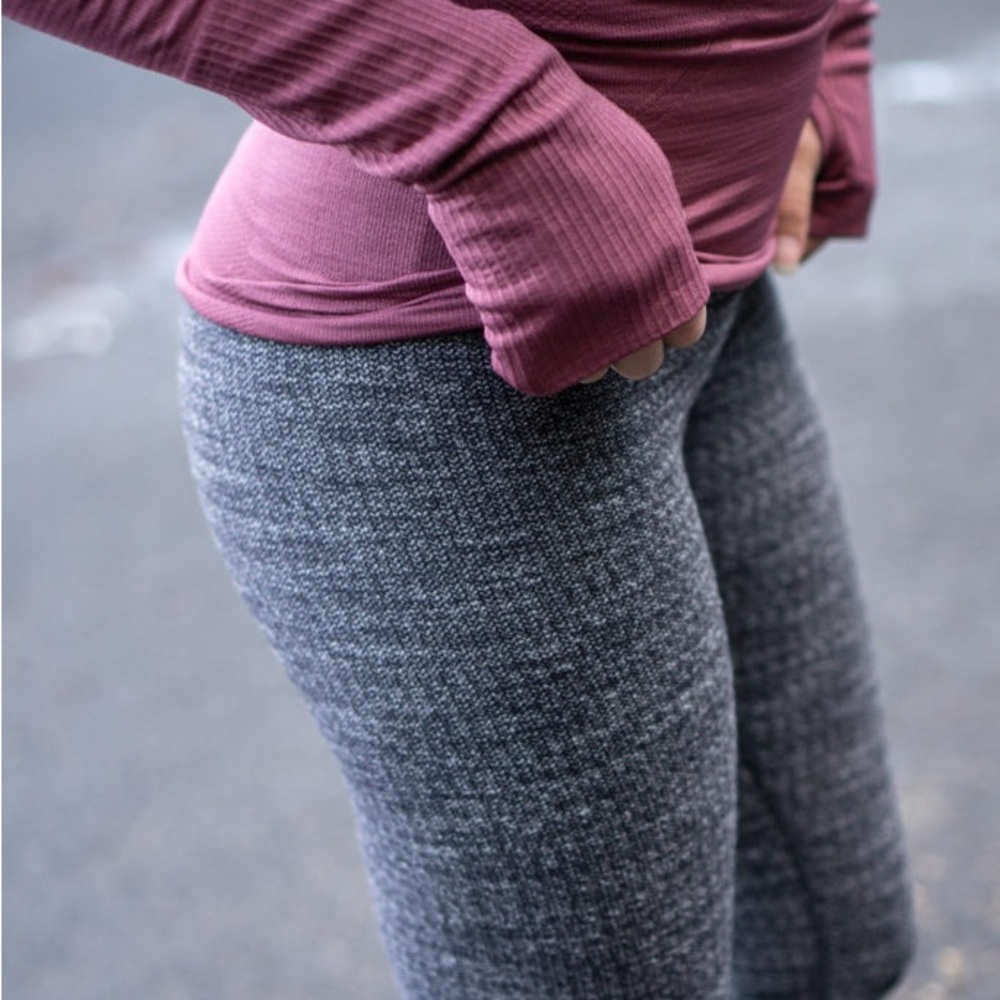 Lululemon Gray Knit Leggings